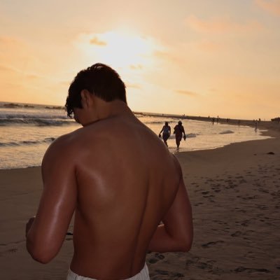 incentiuve's profile picture. bakermiaw moved here — the lady of your dream