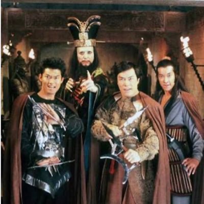 SavvyGCali's profile picture. 