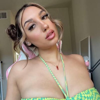 BellaHosp69262's profile picture. 