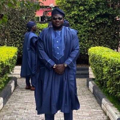 Folabz_'s profile picture. Poet | Content Writer | I turn words into magic. ✍️ Helping brands and businesses craft engaging, high-impact content. DM for collaborations!