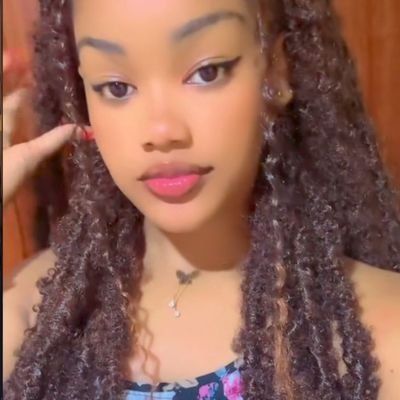 kheilaislyn's profile picture. 