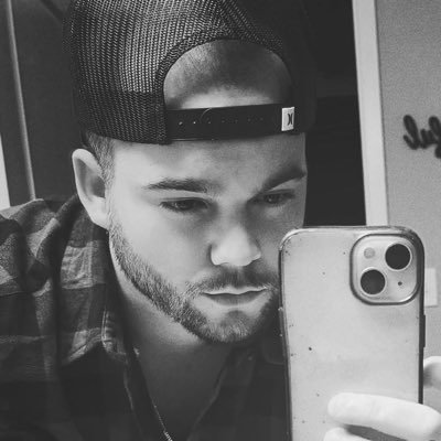 BrodyLeeBower's profile picture. - born in ‘94, but more like ‘34 //