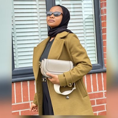 BoladeUX's profile picture. UI/UX Designer I create clean, modern digital experiences. Muslim • Biomedical Scientist • Tech girl in progress.