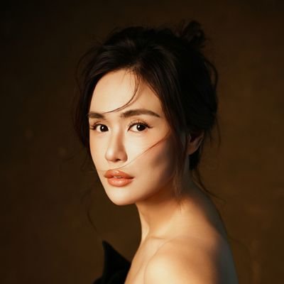 MissValerieTan's profile picture. TV Host - I Heart Ph, Sundays 7pm on CNN Philippines 
Lifestyle Vlogger