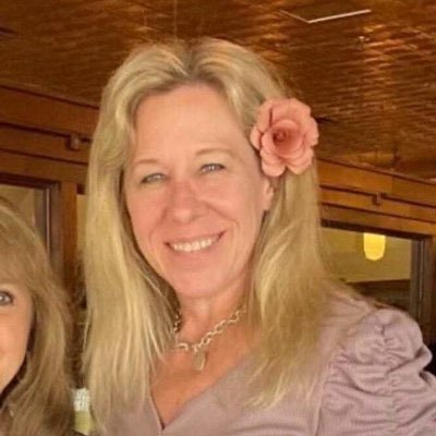 DogMom1227's profile picture. Trump Supporter 🇺🇸❤️🇺🇸 Widow of USAF Vet . Proud Mom of 3 outstanding MEN. I love animals and music, esp 80's/90's.