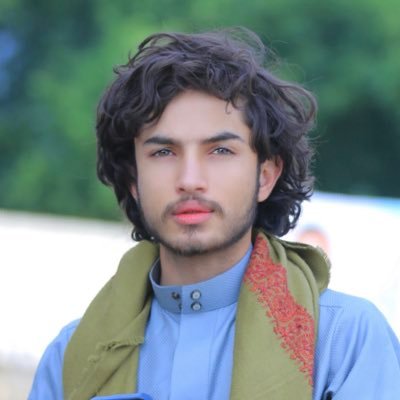 r43r77's profile picture. 