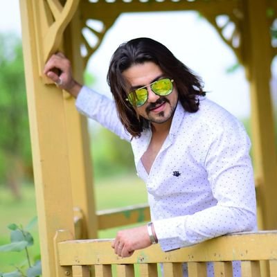 Mr__Ali333's profile picture. 🧎
🙏میرے مالک تیرے در کے سوا کہیں سر جھکانا اچھا نہیں ل