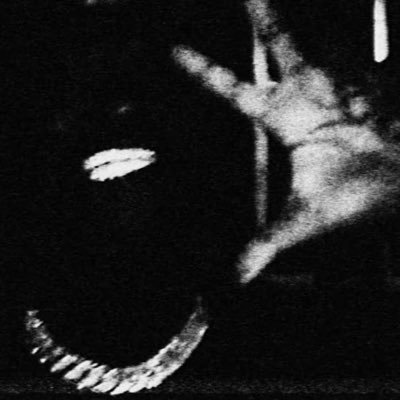 00Adzi's profile picture. top floor boss / @kencarson