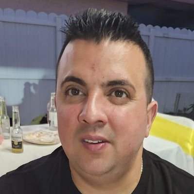 reneonly87's profile picture. 