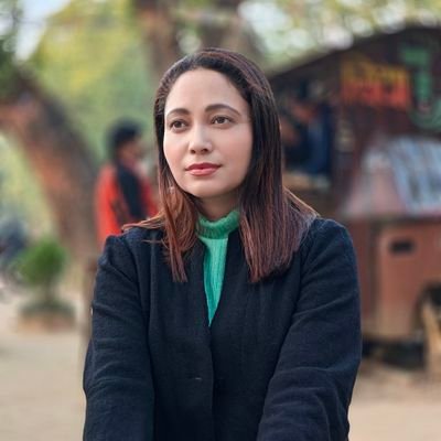 su_mina1's profile picture. poet / writer