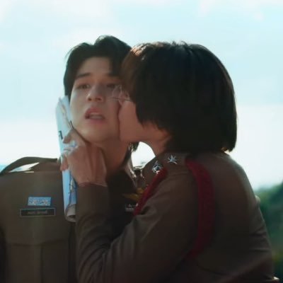 Pepper_grv's profile picture. ทุกวันนี้สกายมันก็รู้ใจผมนะ เพื่อนกันจุ๊บกันไม่ได้อ่อ ขอบคุณที่เลือกผมนะ ขอบคุณที่เชื่อใจผม เคยกินแล้วหรอ ผมพับผ้าให้เค้าด้วยนะ เค้ายิ่งเป็นคนเร่าร้อน