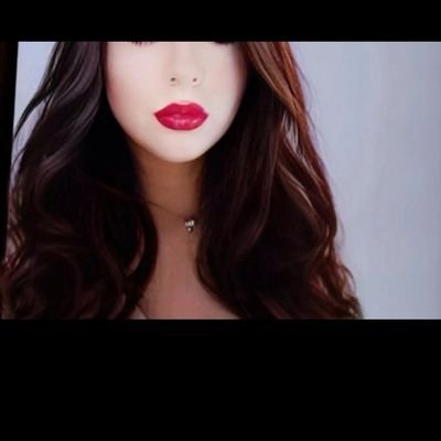 AteylafpBosnia's profile picture. -Nature lover 🍀🌸fan of RNB music 🎧,
-Do what you were born to do. Sa dobrima dobro sa losima  pravedno.
#lawyer 📒🖊️ #bosniangirl NAIDA 🫶