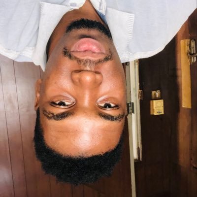 pizzle_boy's profile picture. 20 || A Creative mind 🧠 || A Graduate 👨🏽‍🎓 || DELUSION IS KEY!🔝