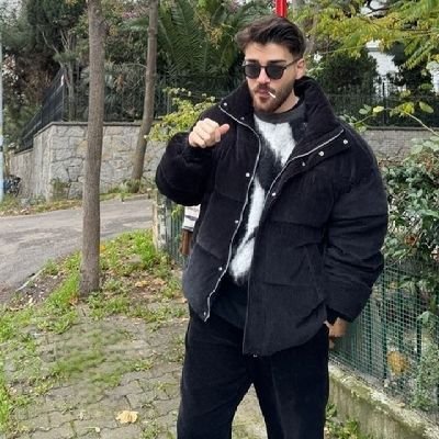 KaragzBaris61's profile picture. Beni ciddiye almayin ben sizi aliyorum cunku 🛑