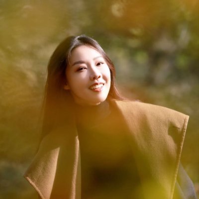 old_bulb's profile picture. 晚茶叙暖 星落衣襟 时光煮雨 云间藏月 浅秋信笺 庭前听风 素心向暖 岁华沉香，上推只是遇见懂的人，本人不会主动私信任何人，无连接，无电报，原创博主，认准此账号，小心被骗