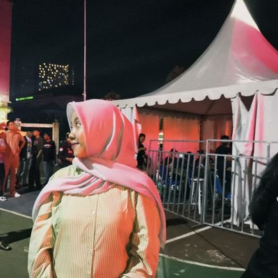 anastrophiile's profile picture. 