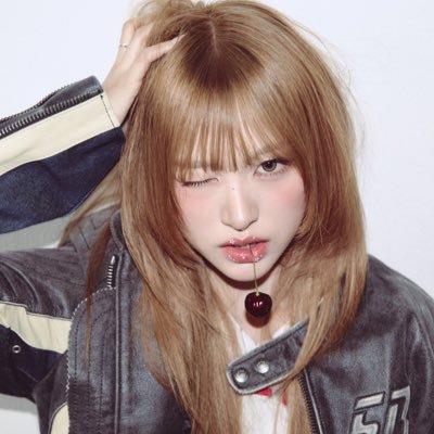 01glittering's profile picture. ✿ kep1er #다연 #샤오팅 ✿ hearts2hearts #노유나 ✿ izna #방지민 ✿ rescene #미나미 ✿