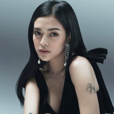 SweetFarrah_Arl's profile picture. 🌕 MAIN ACC 𝘍𝘖𝘙 𝘔𝘐𝘒𝘈 𝘈𝘕𝘋 𝘉𝘙𝘌𝘕𝘛 𝘖𝘕𝘓𝘠🦄 ~