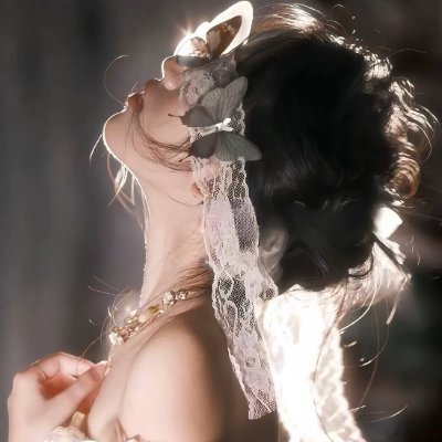 lustxyz1's profile picture. 