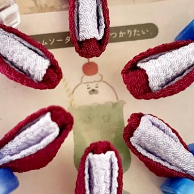 yuzuri_feather's profile picture. 成人済み限界社会人/創作企画に参加したい(するとはいっていない)