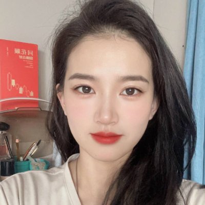 Blockc_m24l's profile picture. 已婚｜不将就｜爱穿黑丝高跟｜白天正经人，晚上小疯子｜老公出差常客｜深夜不睡觉｜希望能遇到同频的伙伴｜此号不聊天记录生活的点点滴滴｜小号聊天