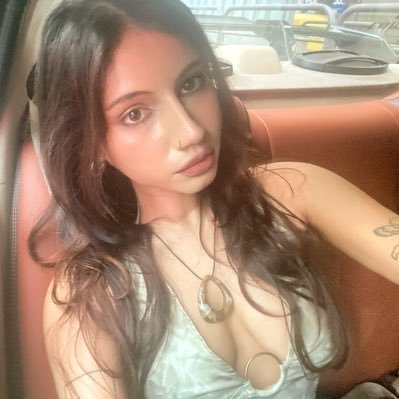 cocaineje5u5's profile picture. stunt on these hoes (im 5’4)