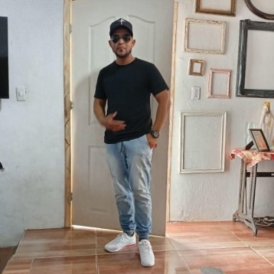 PedroB167's profile picture. Hombre que se respeta ama, cuida y respeta a su familia. Amantes cálmense 😜