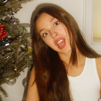 estudoslitio's profile picture. if it's meant to be, then it will be. i forgive it all as it comes back to me.