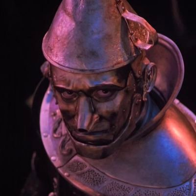 iamfervzqz's profile picture. 🏳️‍🌈✝️ 👬 (él/he/him)
Gay, católico, decolonial, revolucionario, rojillo, izquierdoso, anarquista y abolicionista, además de mariano y eucarístico.