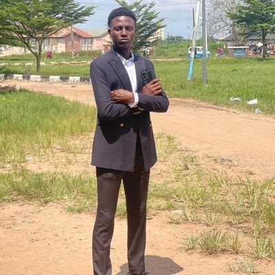 PETERUNIMK9257's profile picture. 