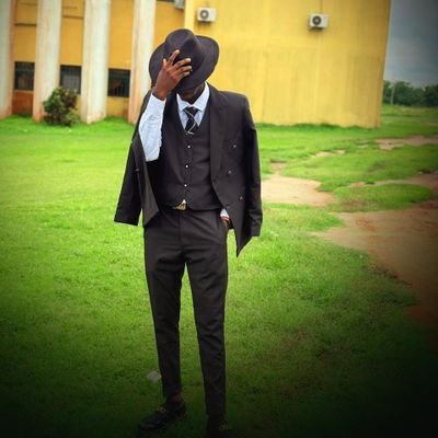 Blezzident's profile picture. Busy mind 🤔|Ambassador for Christ ✝️ |AMAZON KDP HUNTER 🏹 | Giving my fears to the whirlwind 🌪️| Composing a Sword from the Stone 🪨 |Chelsea fan 💙|NF fan