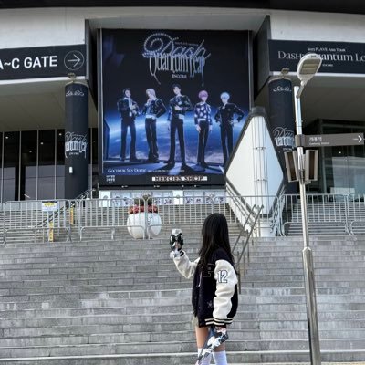 PLLI_halomoon's profile picture. 플레이브💙💜💗❤️🖤✨플리1기+2기✨ ㅃㄱㅇ,ㅇㅍㅅ,ㅂㅊ, ㅎㄱㅁ❌ 스밍 투표 해주세요! PLAVE 사랑해 플평플만🤍 유하민 사랑해🖤