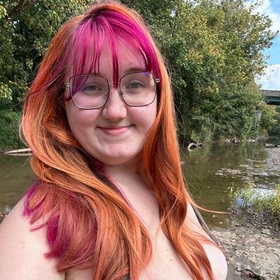 SaniYak25424301's profile picture. I'm chubby