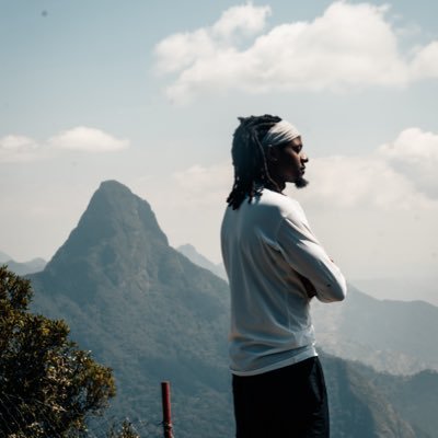 StritCertified's profile picture. | Nothing serious | Have fun | The only serious thing about this acc is that there is a human running it | Vocalist | Unapologetic Manchester United Fan