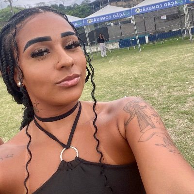 julliahenry's profile picture. espírito vivaz, alma revel, corpo libertino ✨