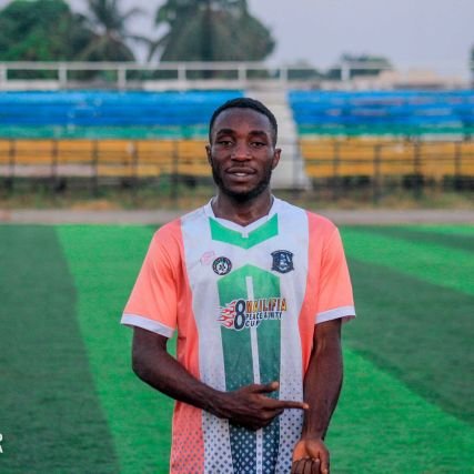 Johnken08002284's profile picture. 🇳🇬🏴󠁧󠁢󠁷󠁬󠁳󠁿
🎓 (B.Tec) URP 🗺
An Athlete ⚽️.
❤️🎬 : Ryan Raynold,
❤️✈️ :..(hoping to visit Wrexham someday 🤗).
Die-hard Fan of @ManUtd & @Wrexham_AFC