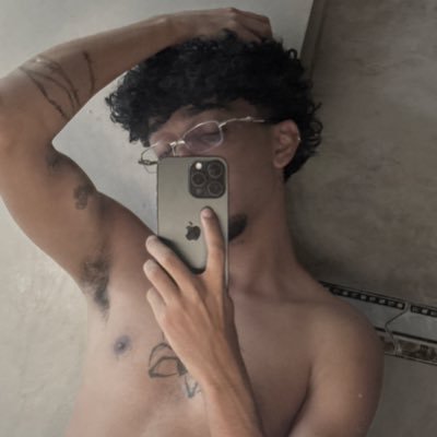 ox__rian's profile picture. Louco e sonhador 💭🏰