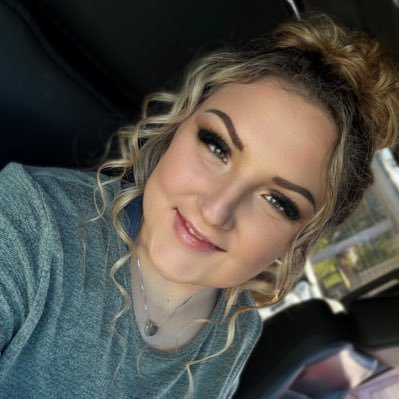 nxtdoorkatie's profile picture. Tatted country creator who loves to connect ❤️ 8 cats, 2 dogs, and a whole lot of fun 😜😜 click my link! @nxxtdoorgirlkay 🧡