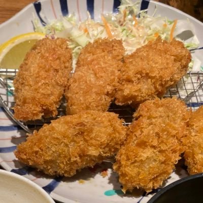 Kakitajutchin's profile picture. 芸人・ホリィかわばた(@Holly_Kawabata)が頭の中で雇っている構成作家(見習い)。U-NEXT、AppleMusicユーザー/くまモン、横浜DeNAベイスターズ、ハロプロファン/お笑い、趣味、読書の話など【Note】https://t.co/1pNokFm0Or