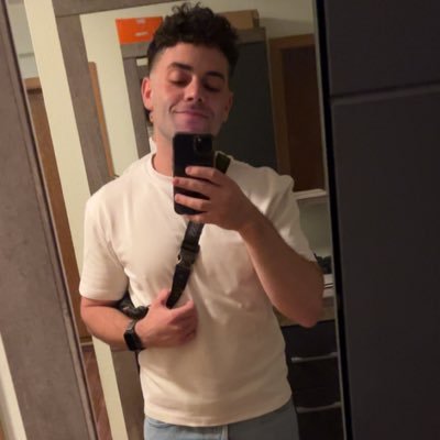 chris_vra's profile picture. 