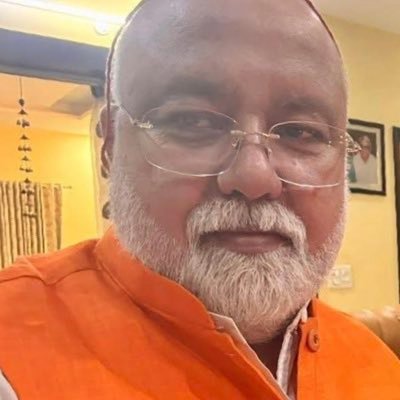Bhalla1968Vijay's profile picture. 🇮🇳 गौरवान्वित भारतीय 🇮🇳
अगर आप हिन्दुस्तानी है.
मे धर्म निरपेक्ष हूँ ओर अगर आप सिर्फ मुसलिम है मे कठोर सांप्रदायिक हिन्दू हूँ 🇮🇳