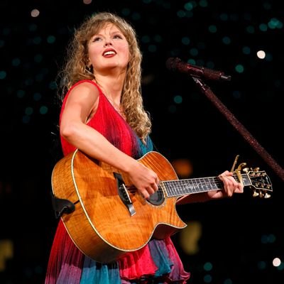 gabifffp94042's profile picture. Sequins are forever and now i know The Life of a Showgirl babe... ❤️‍🔥 | fan account 🇧🇷