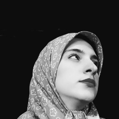 h_mah_y's profile picture. جوین 2022 سابق| دانشجو؛ /    اینجا یکی از دفترچه هامه، معمولا چیزایی رو می‌نویسم که جایی نمی‌گم.