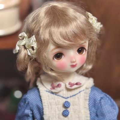 j_yyl9's profile picture. 3n의 성인 / BJD, 육일🌱 / 내향형 마음 요정&고요한 트위터 / 인형 외의 사담 약간 있는 편🍰 / 맛있는 거 얘기도 좋아해요🤤 / blue sky : https://t.co/9PObV5RanZ