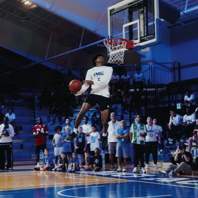 charlesm15_'s profile picture. 4 ★★★★ |6’4 CG| 2027|3.9 GPA|charlesdm730@gmail.com| 770-722-7160