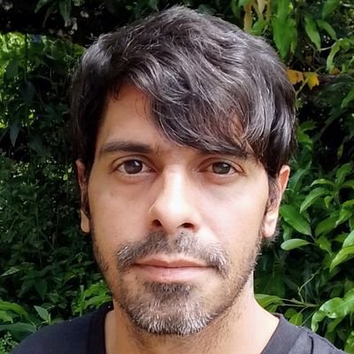 raphaelnunesrx's profile picture. “Ignis Divinus Consumit Malum” — em latim, significa:
🔥 O fogo divino consome o mal.