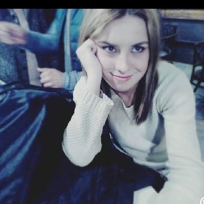 hobbitasturiana's profile picture. Chapista-Pintora automoción pre🐊 Mami de Reina🐕‍🦺  mami de Audi A5🐈‍⬛ y mami de Oreo🐈‍⬛
Apasionada de la historia de Roma. Cleopatra con Julio Cesar