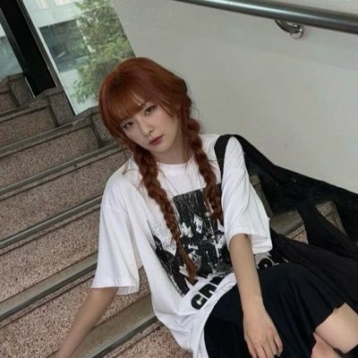 puredaseulgi's profile picture. i quando vc nao souber o que pensar, vc tuita - she/her