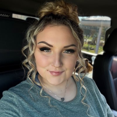 tatinthesouth's profile picture. hey hey :) mama and creator 💙follow my other account @nxtdoorthoughts & click the link to get to know me ✨🩷