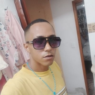 michelito9009's profile picture. Dios no elige a los preparados, el prepara a los elegidos 🙏.